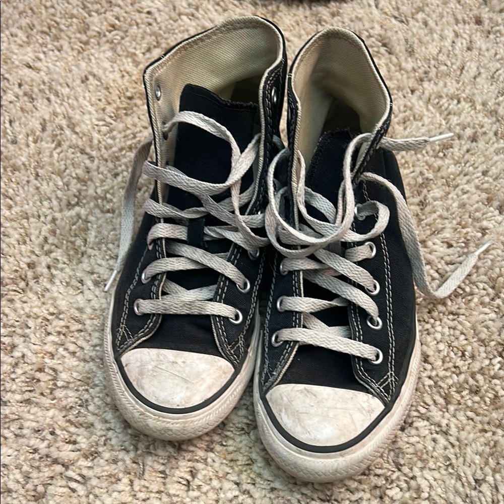 High top converse “chuck taylors” black 
Youth size 3